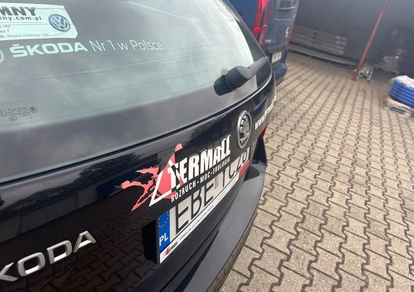 Skoda Octavia cena 31200 przebieg: 207461, rok produkcji 2015 z Bełchatów małe 22
